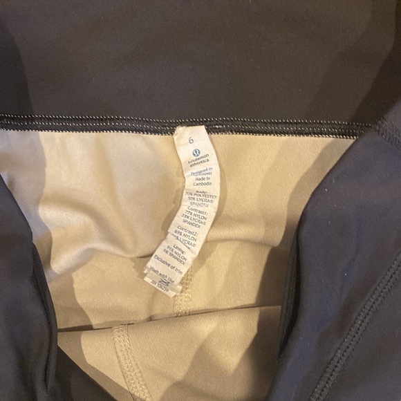 lululemon Inspire Crops II Granite Marble pattern - Picture 3 of 5